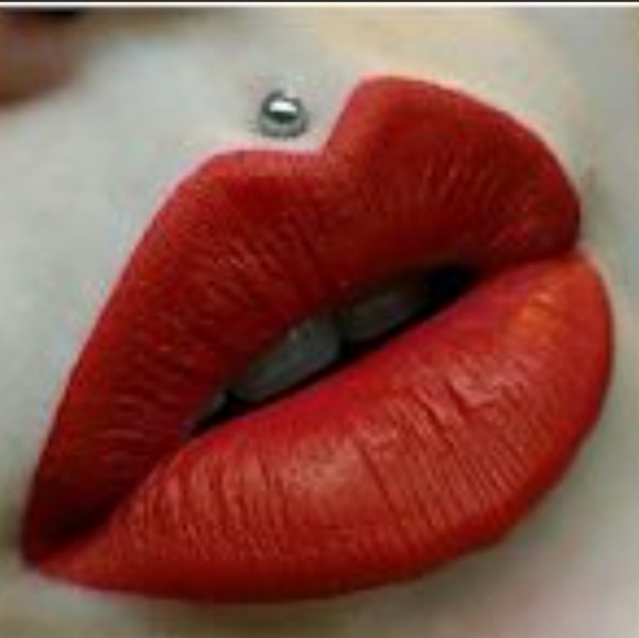 🌟🧚‍♀️X Kat Von D DISCONTINUED Everlasting Lipliner NWOBOX - Picture 3 of 8